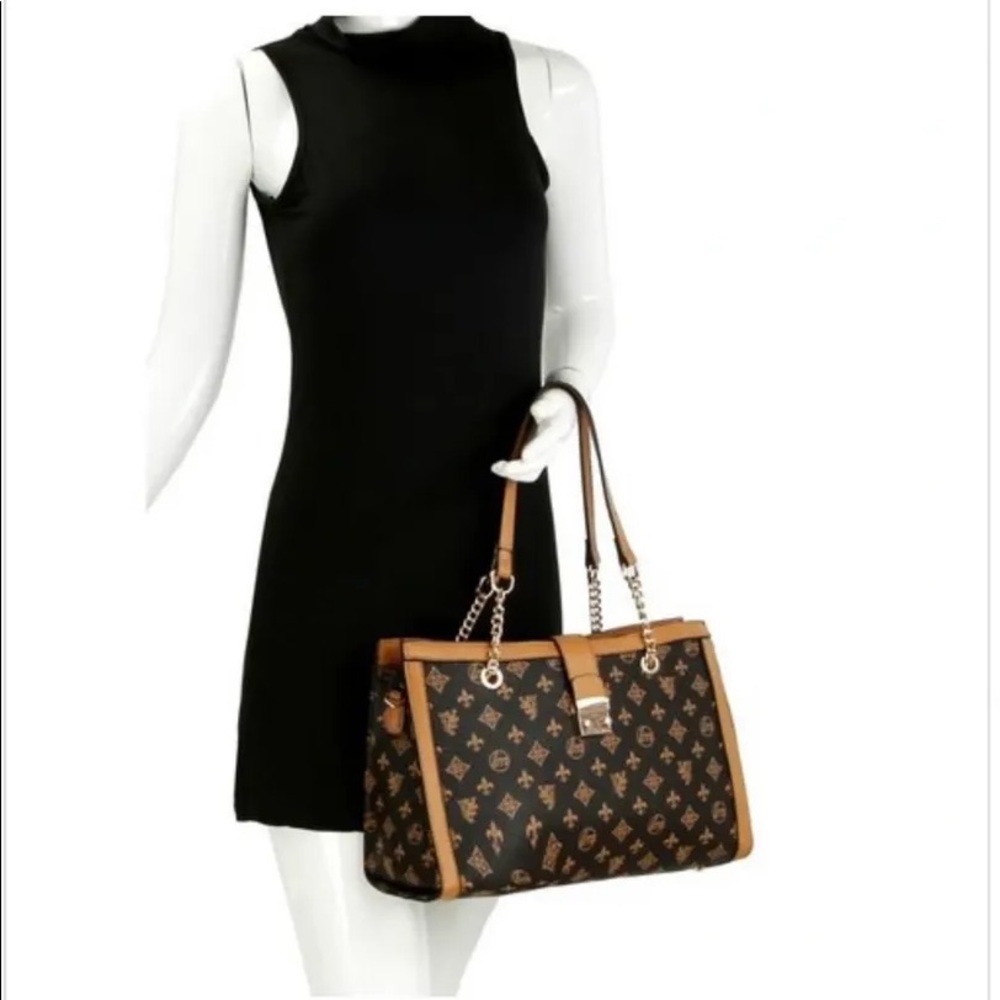 Monogram Tote Wallet Set - Picture 5 of 5